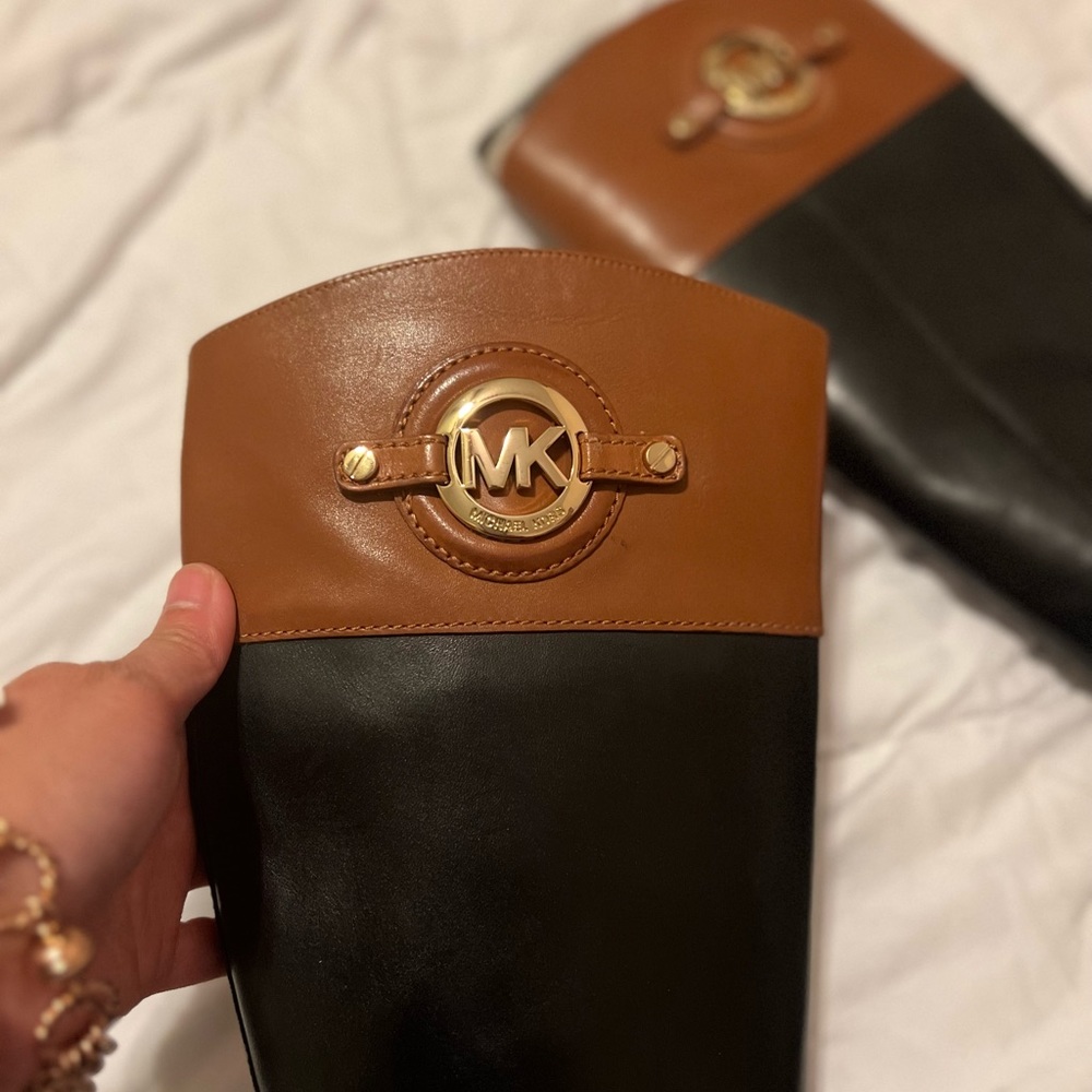 Michael Kors boots - Picture 2 of 10